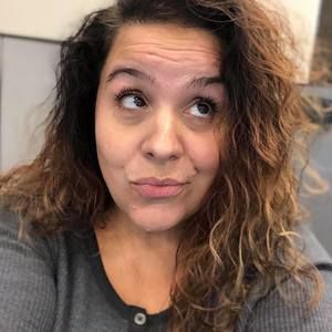 Meet your Posher, Casey